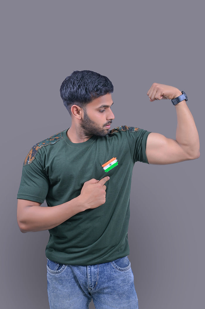 COMMANDO Half Sleeve Green Cotton T-Shirt