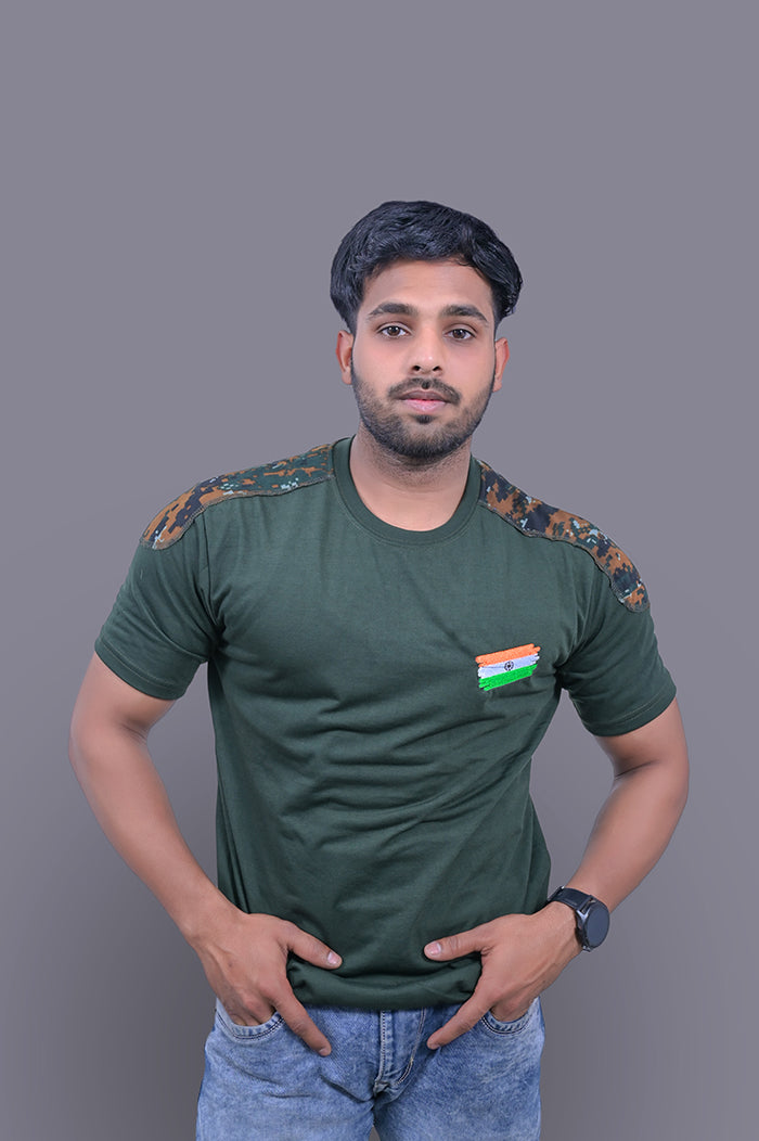 COMMANDO Half Sleeve Green Cotton T-Shirt