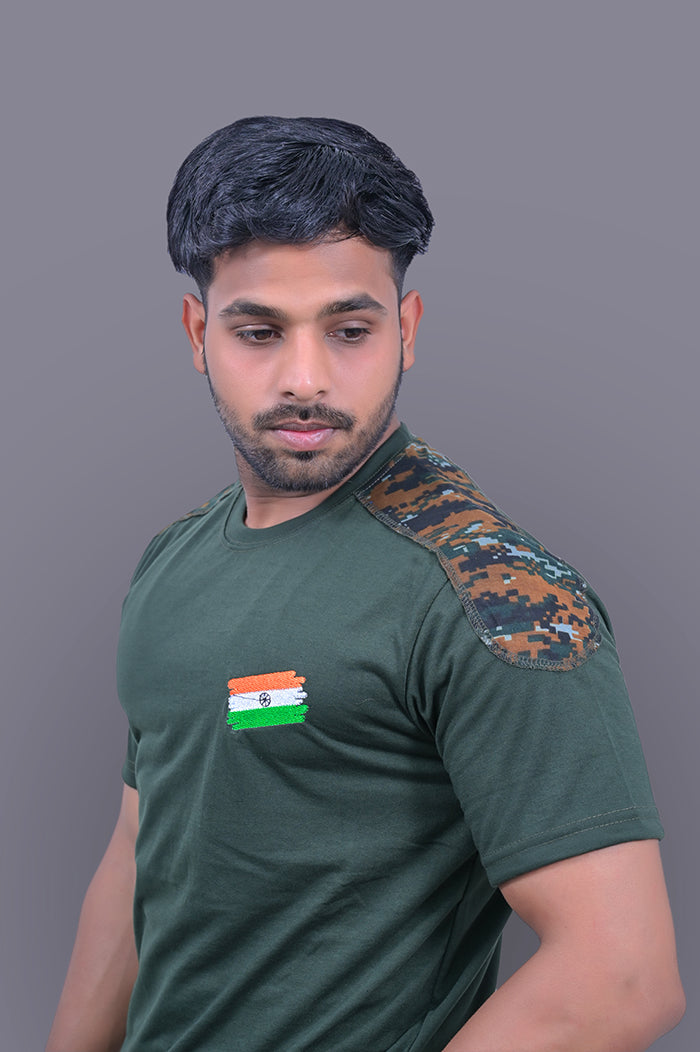COMMANDO Half Sleeve Green Cotton T-Shirt